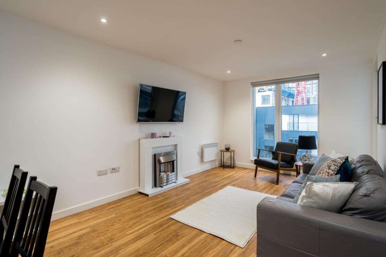 סלפורד Cozy Stays The Exchange Manchester City Centre מראה חיצוני תמונה