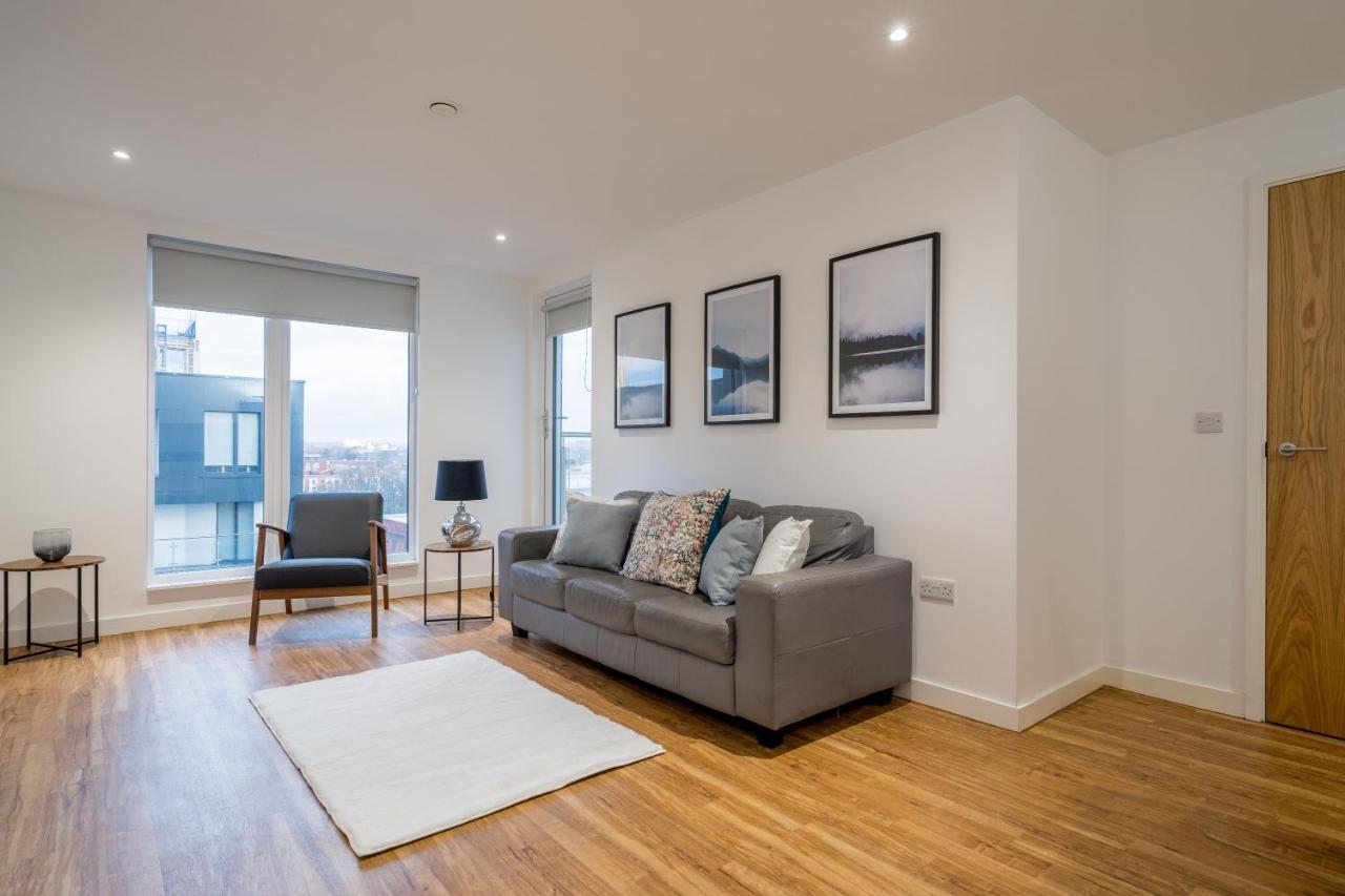 סלפורד Cozy Stays The Exchange Manchester City Centre מראה חיצוני תמונה